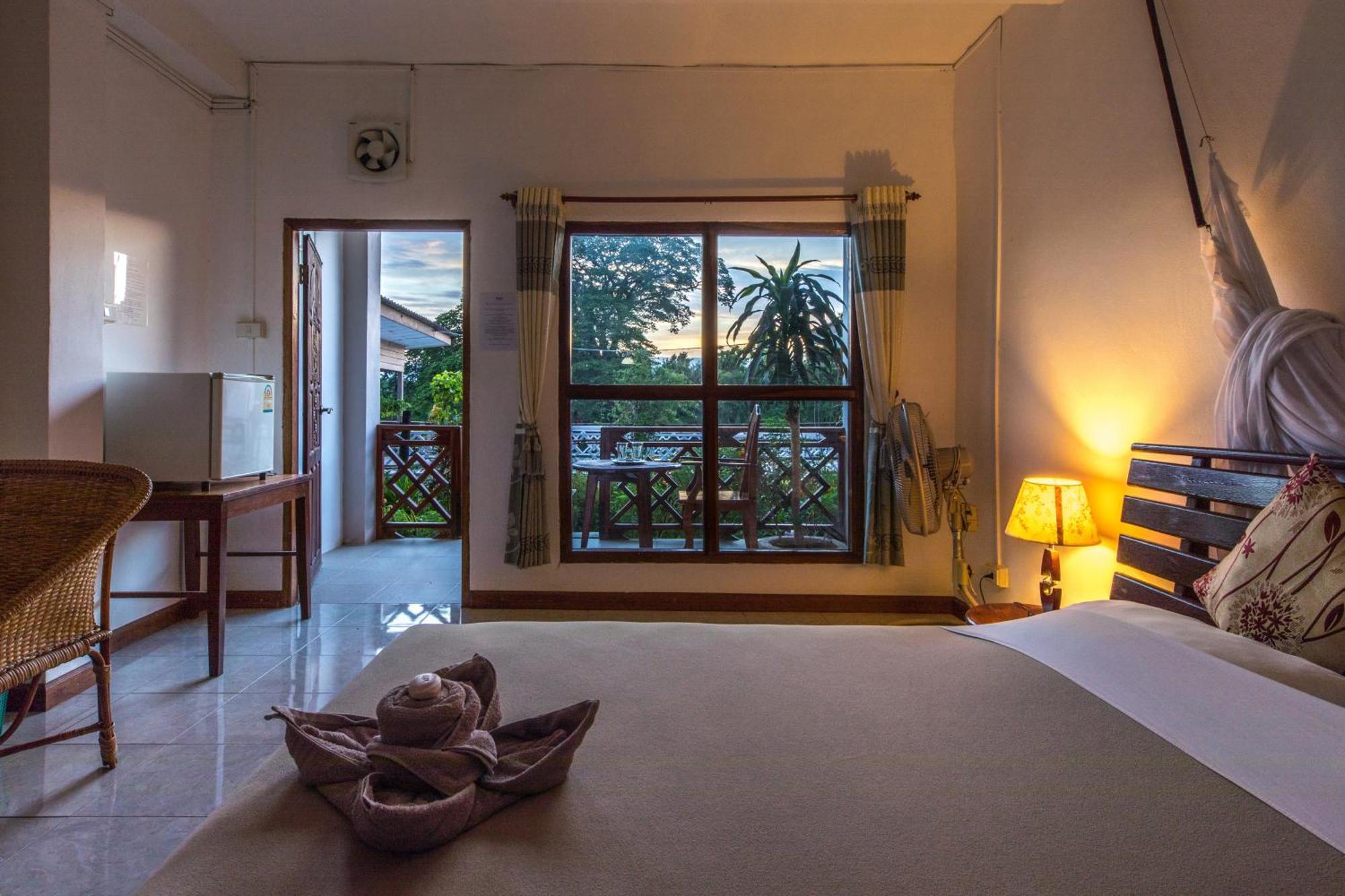 בן דונדט Baba Guesthouse מראה חיצוני תמונה