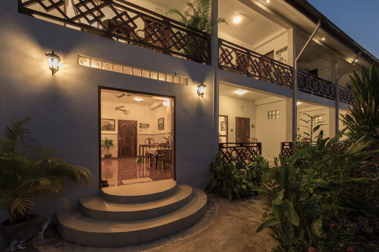 בן דונדט Baba Guesthouse מראה חיצוני תמונה